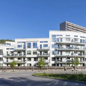 Apartment 3 Sleeping For 82m2 Which Direct Traffic To Airport And Center, Bergen